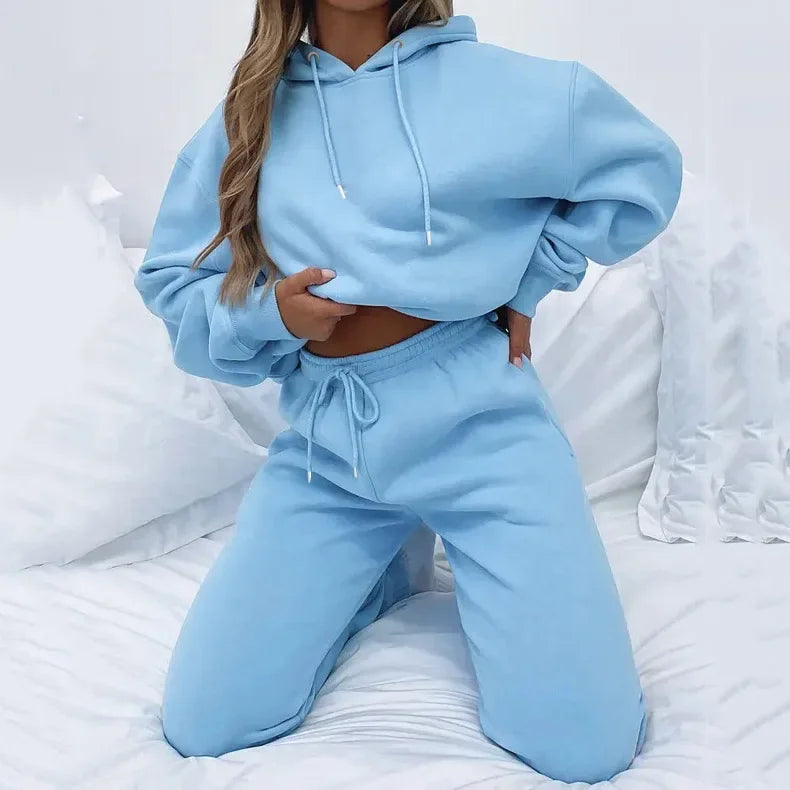 Lady Tracksuit