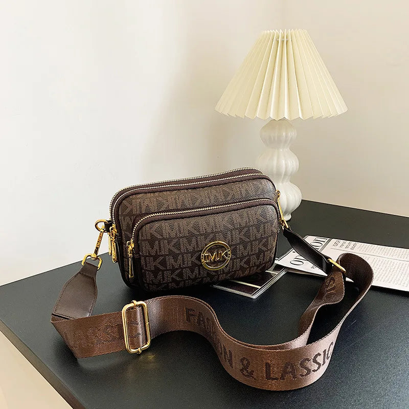 Chic Versatile Voyager: Shoulder to Backpack
