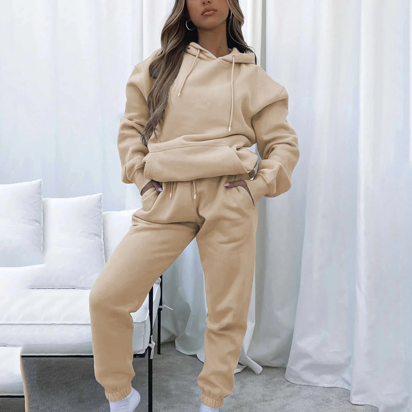 Lady Tracksuit